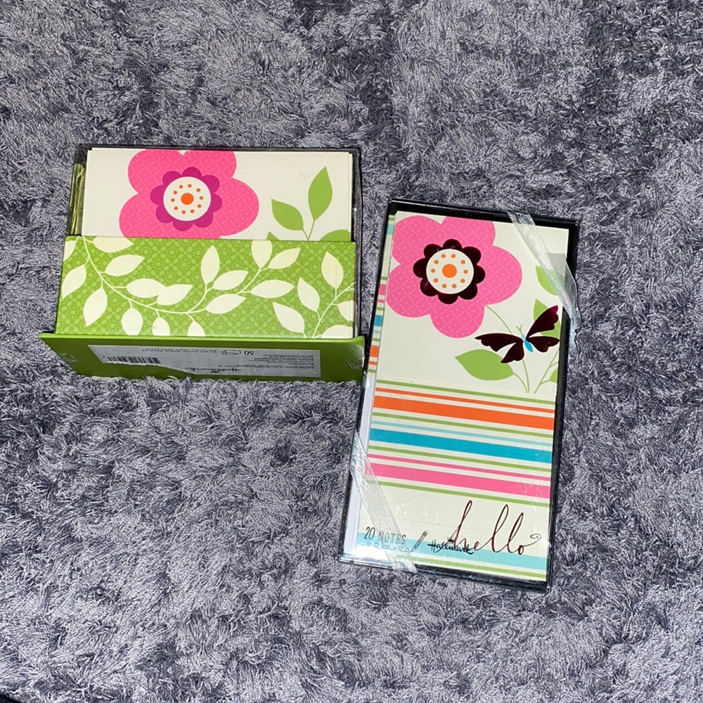 Hallmark Floral Note Set